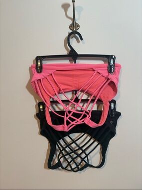 lululemon athletica Strappy Sports Bra Set in Pink and Black